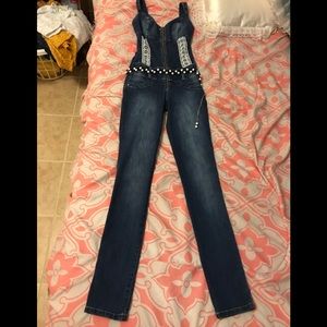 Gorgeous denim jumpsuit 🔥 ❤️